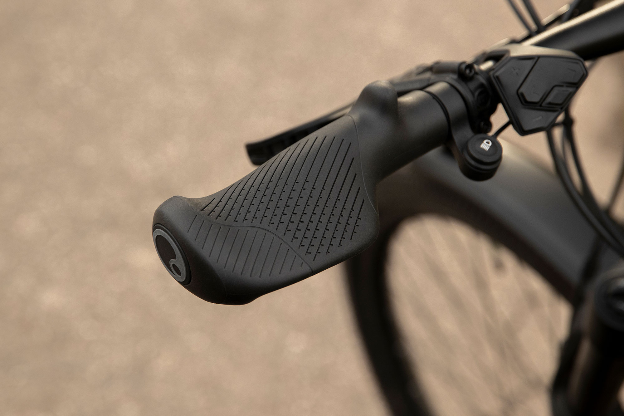 Ergon GT1 Griffe L | schwarz