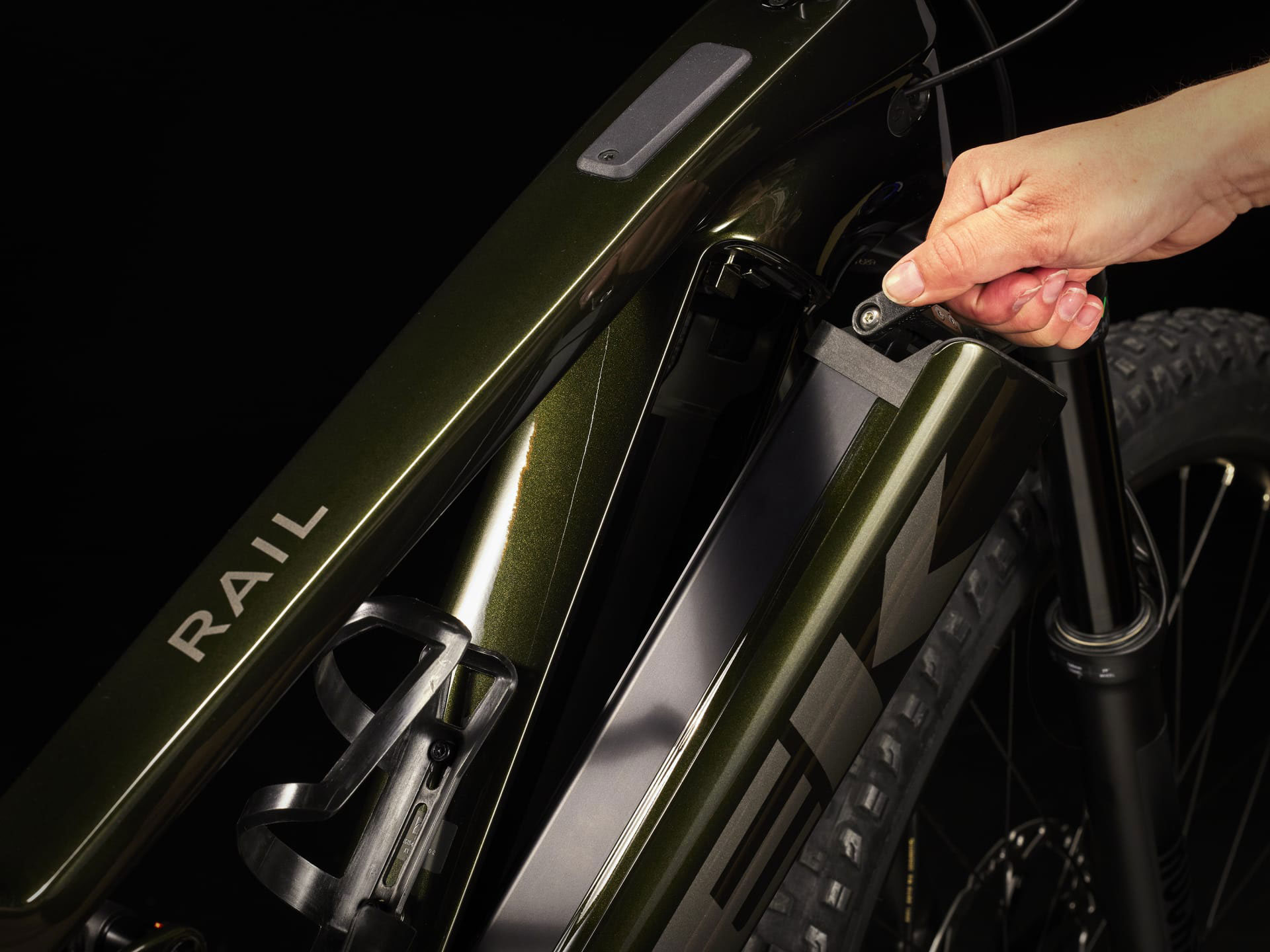 Trek Rail 9.5 Gen 4 L | black olive | 29 Zoll