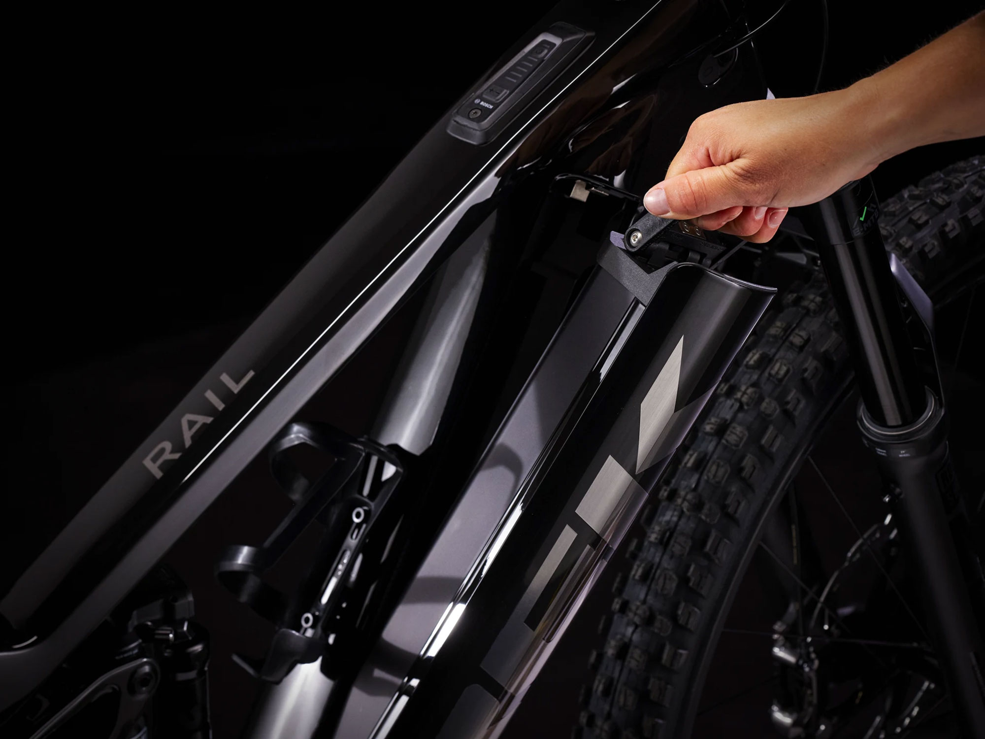 Trek Rail 9.8 XT 750 Gen 4 M | deep smoke