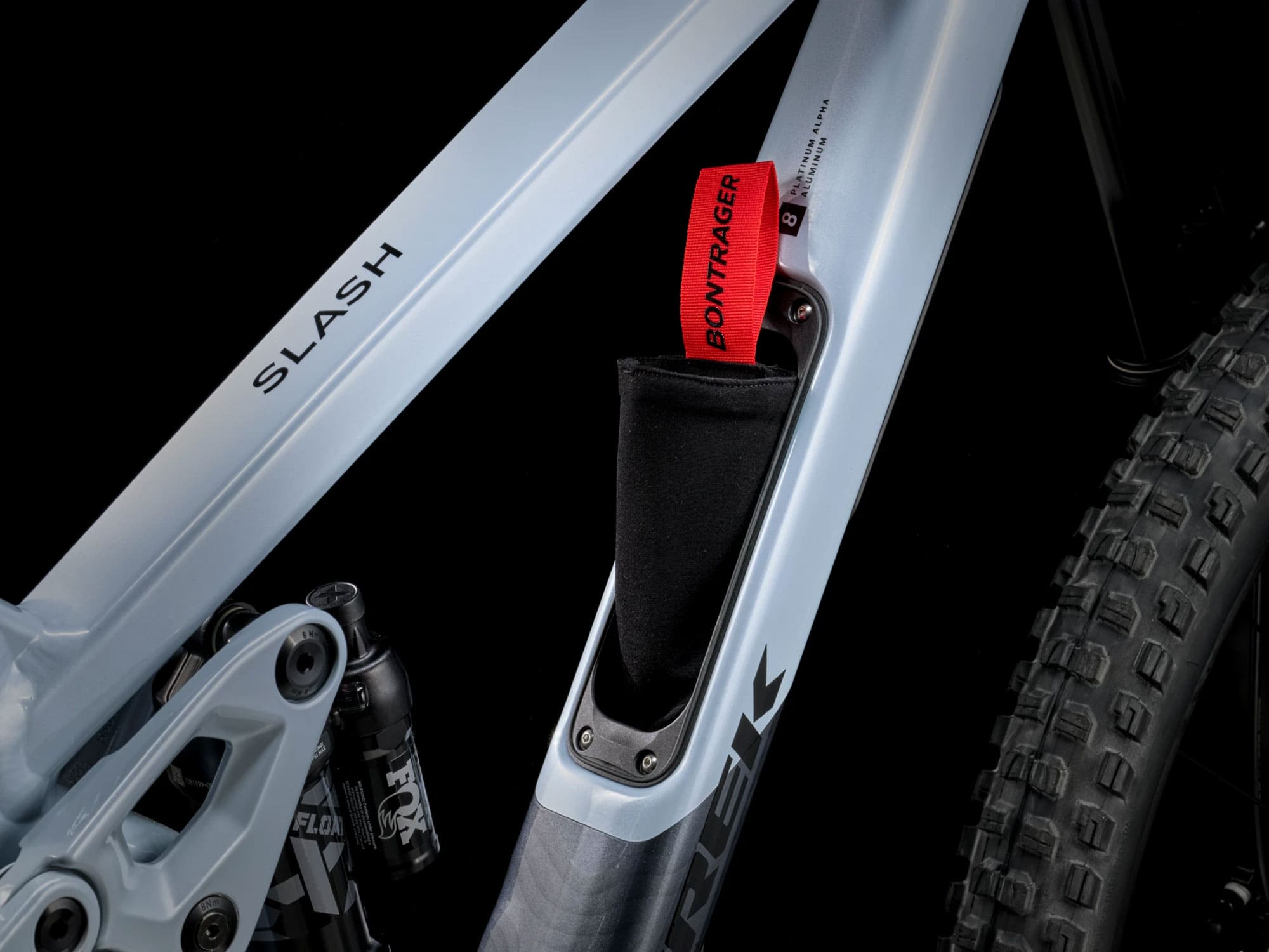 Trek Slash 8 2026 S | plasma grey pearl