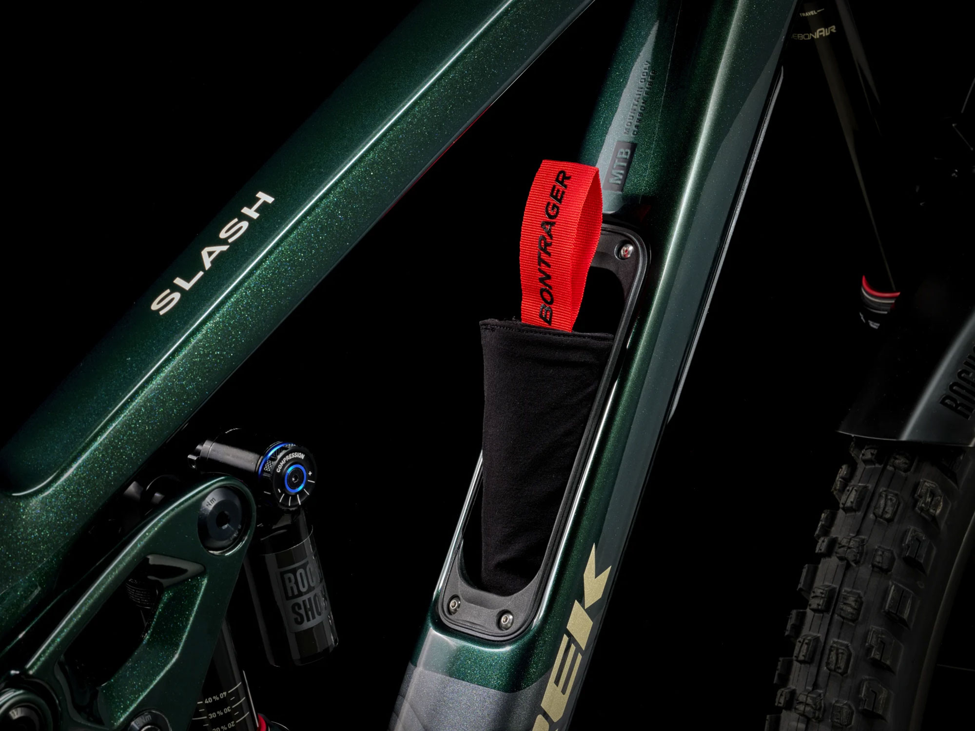 Trek Slash 9.8 XT L | daintree