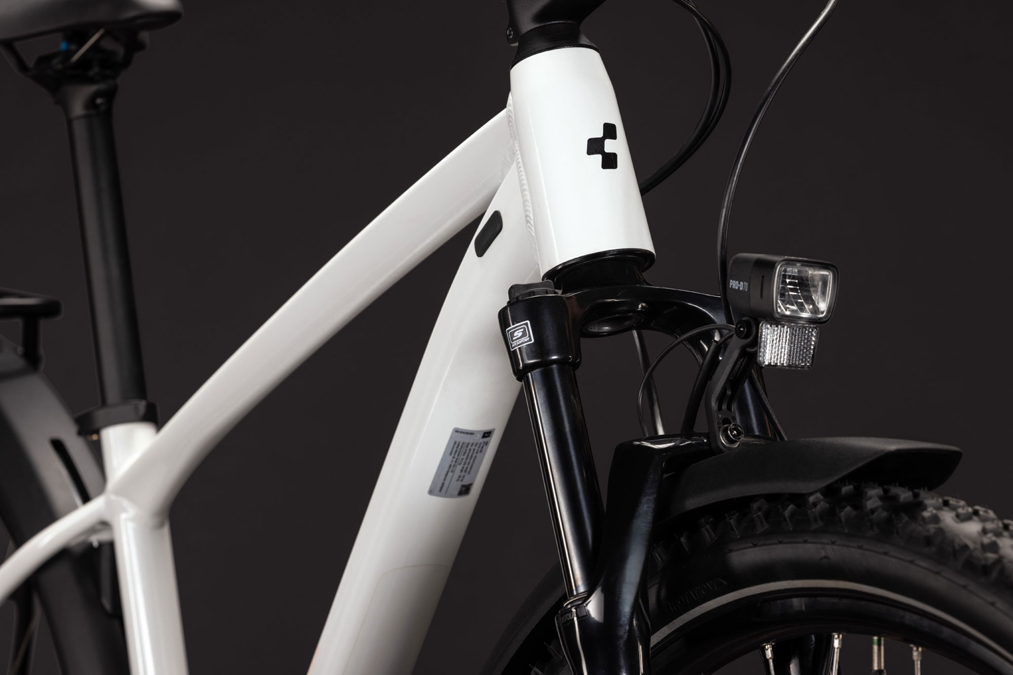 Cube Aim ONE FE 2027 L | metallicwhite´n´black