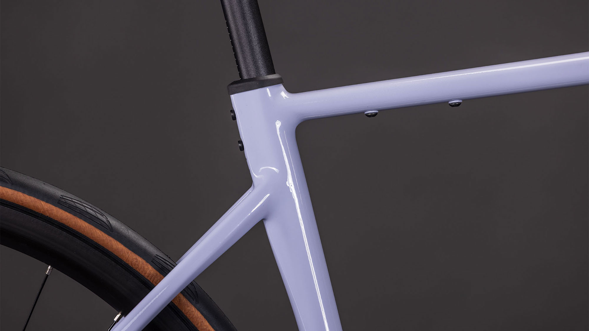 Cube Attain Race 2026 60 cm | cyclamen´n´black