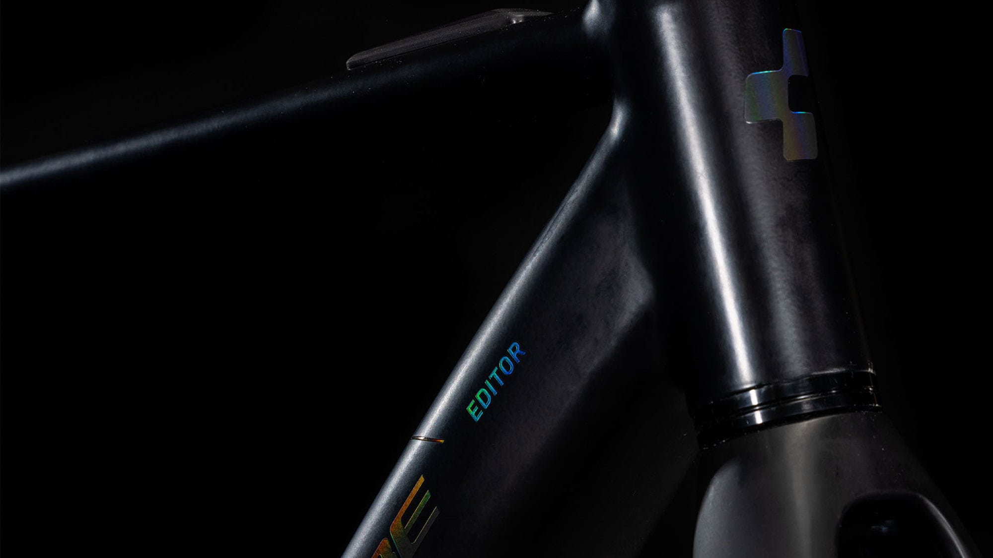 Cube Editor Hybrid PRO 400X 2025 54 cm | black´n´spectral