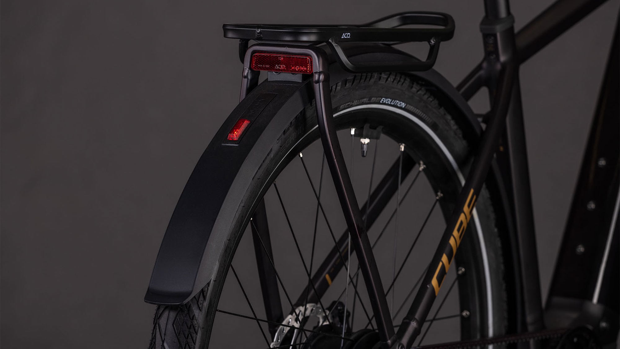 Cube Kathmandu Hybrid Comfort SLX 800 2026 62 cm | solareclipse´n´gold