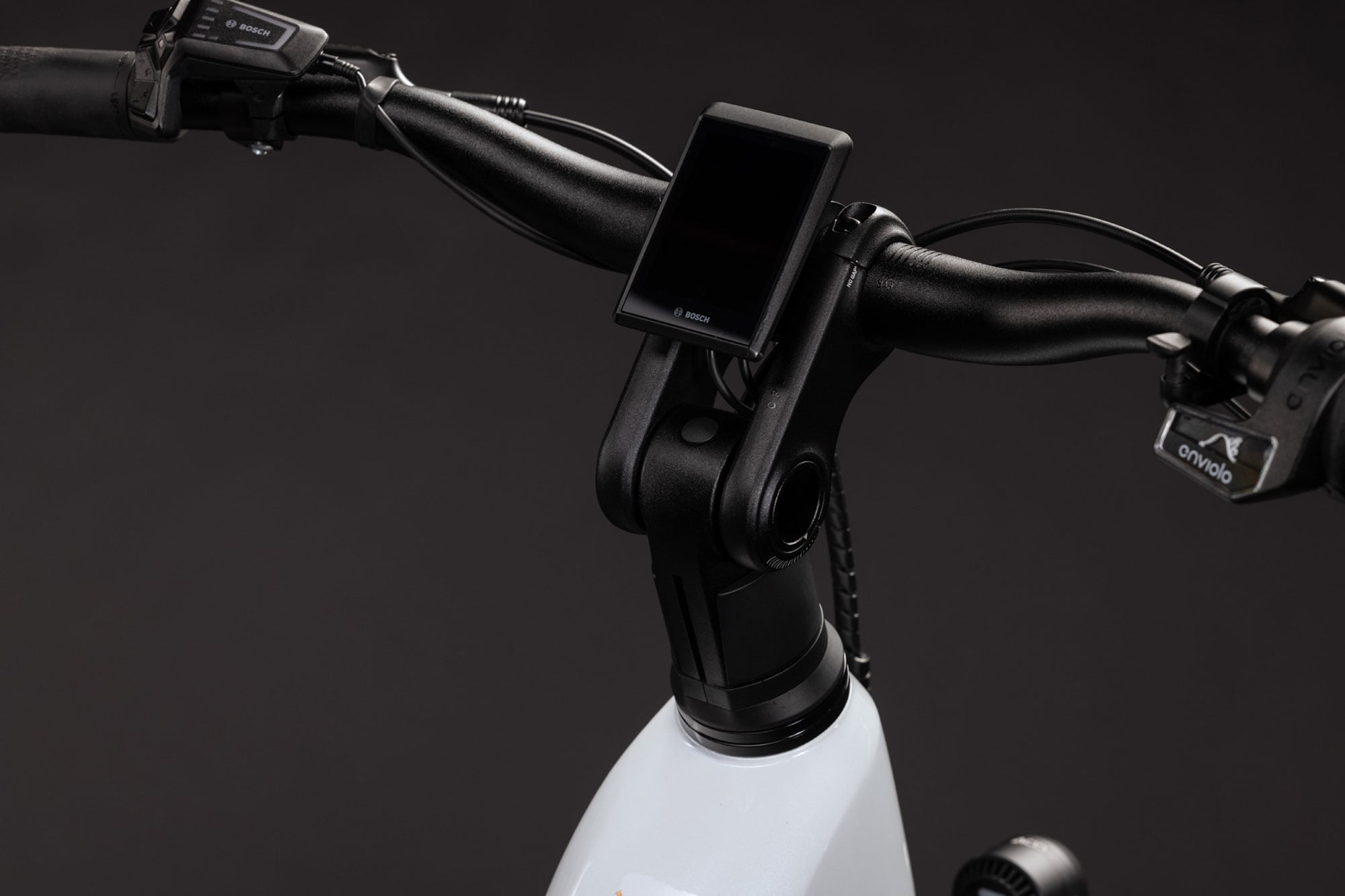 Cube Kathmandu Hybrid Deluxe Pro 800 Wave 2027 46 cm | blackforest´n´chrome
