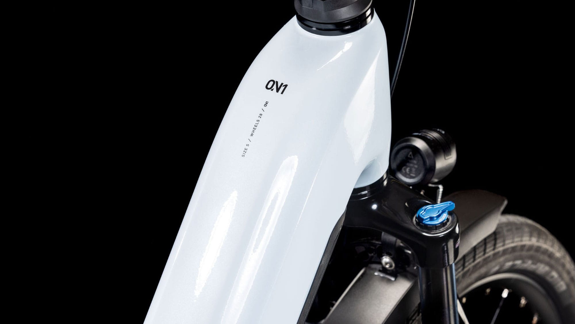 Cube Kathmandu Hybrid ONE 600 Wave 2025 58 cm | polarwhite´n´black