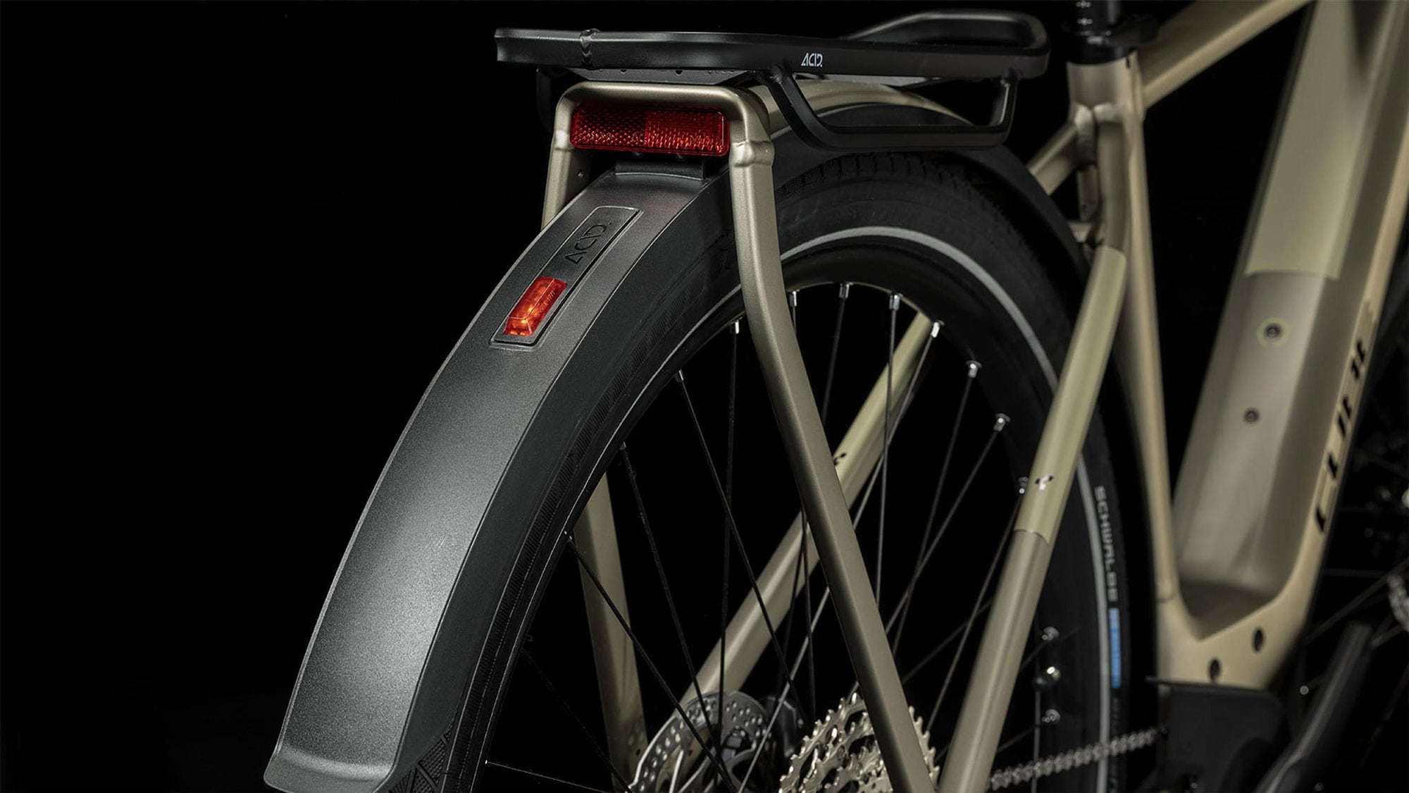 Cube Kathmandu Hybrid PRO 750 50 cm | flashstone´n´black