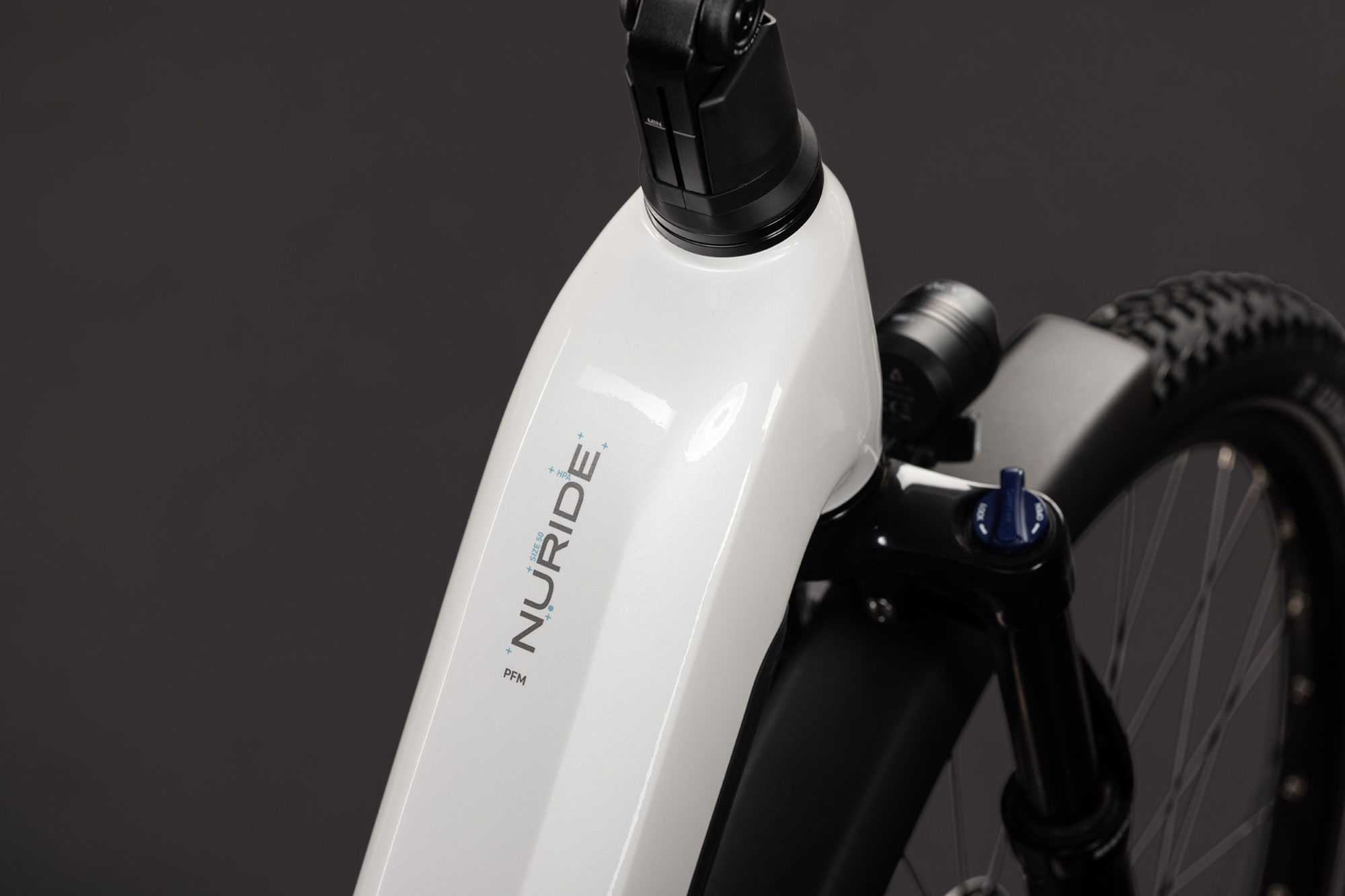 Cube Nuride Hybrid Performance 720 Wave 2027 58 cm | metallicwhite´n´grey