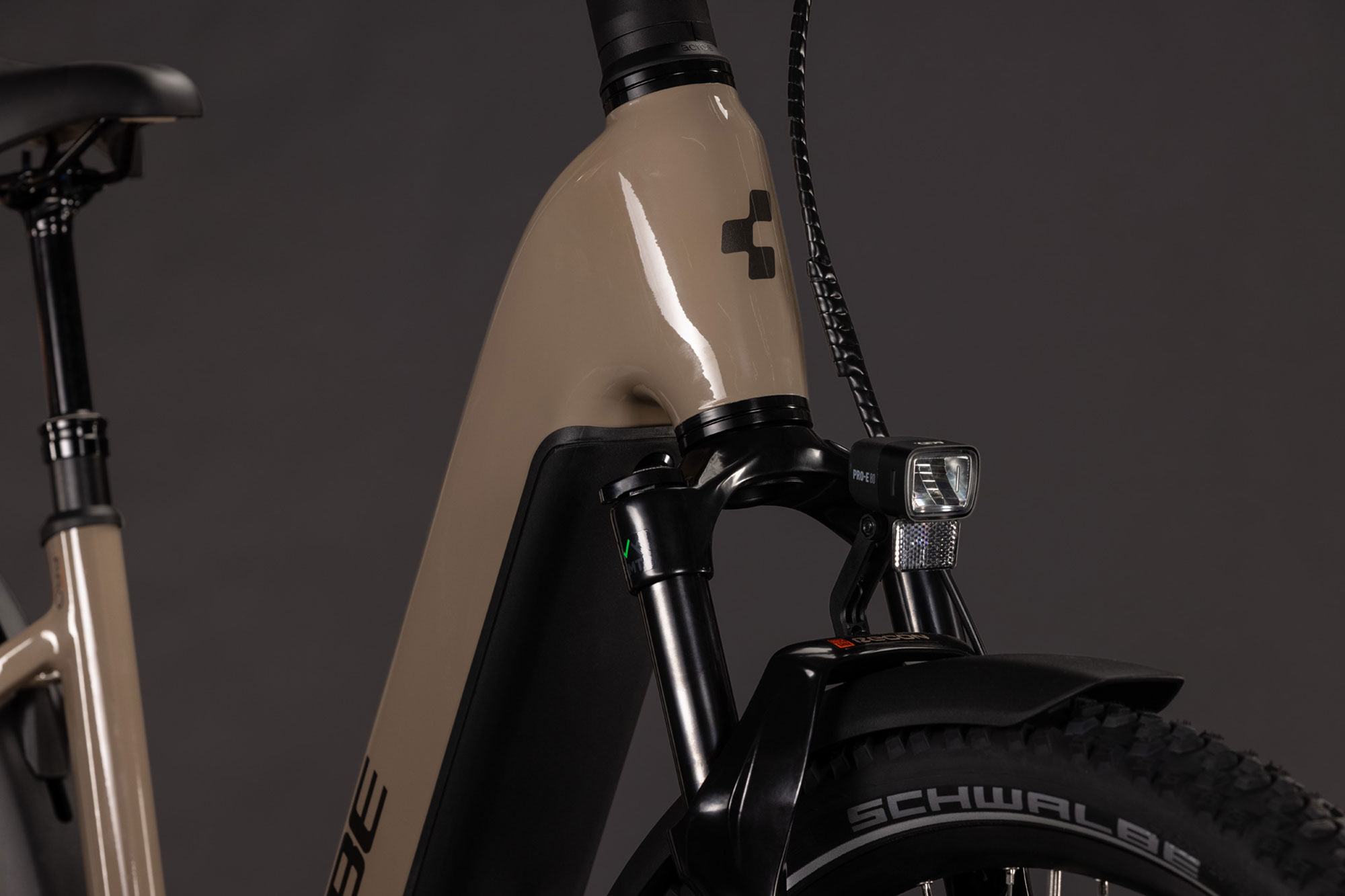 Cube Nuride Hybrid Pro 800 Wave 2027 54 cm | cappuccino´n´black