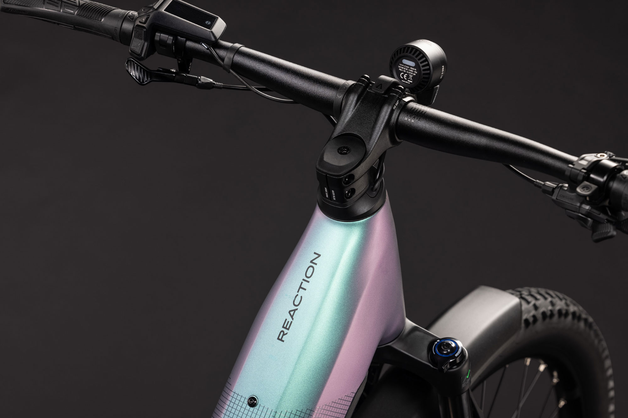 Cube Reaction Hybrid Pro 800 FE Wave 2027 M | polarlight´n´black