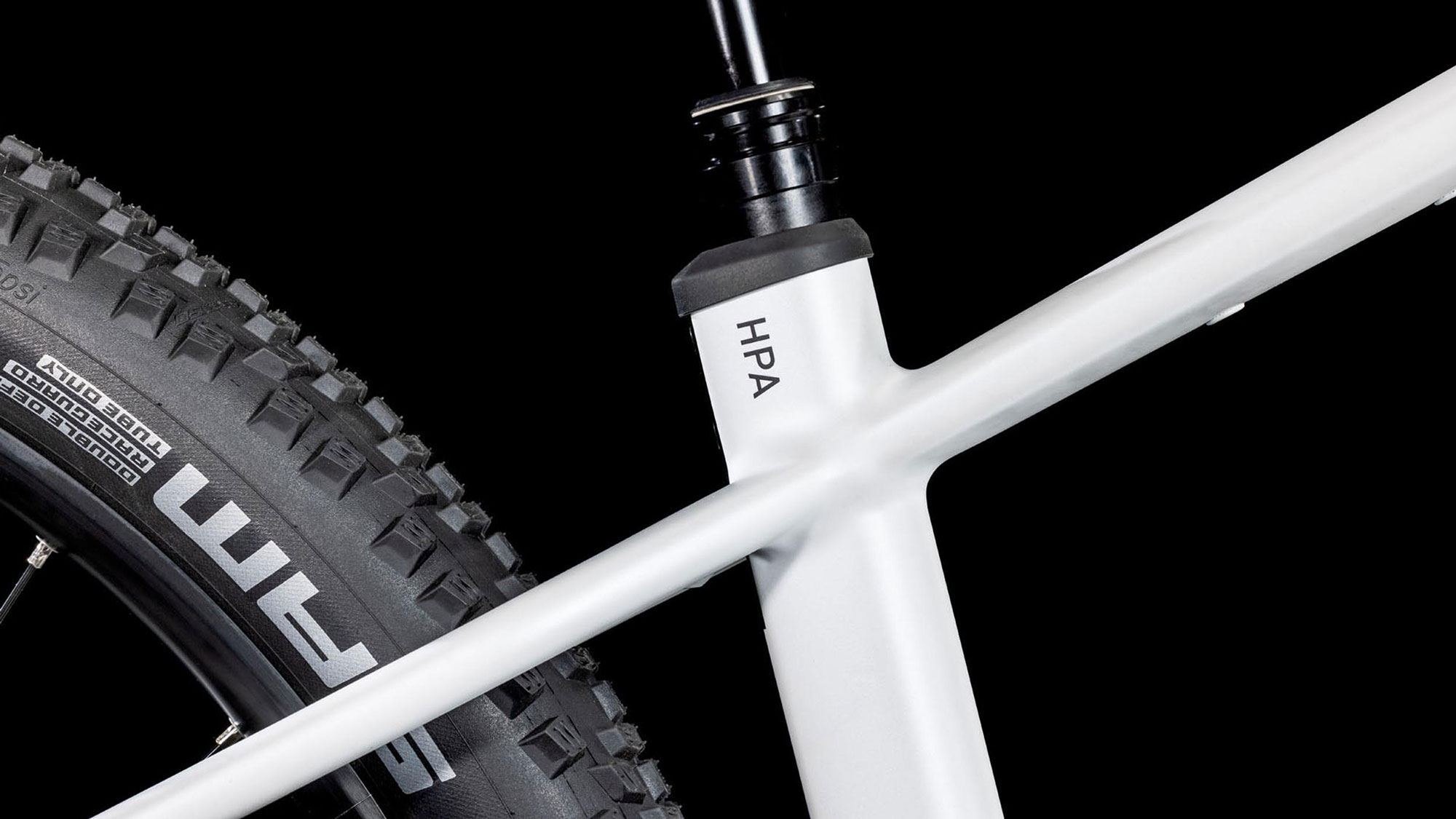 Cube Reaction Hybrid SLT 800 2025 S | metallicwhite´n´black