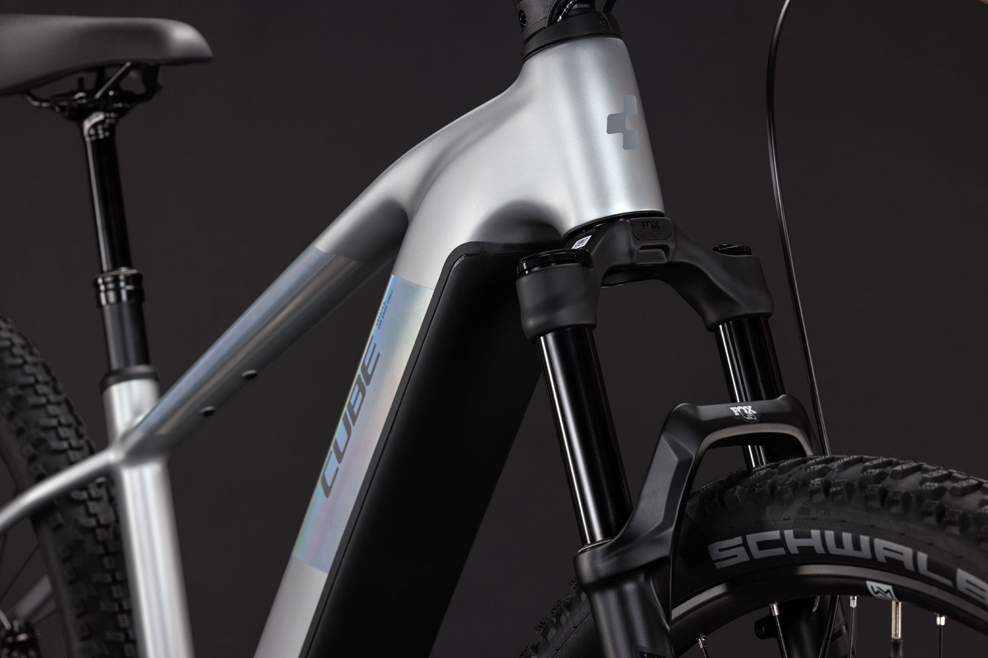 Cube Reaction Hybrid SLX 800 2027 L | platinum´n´reflex