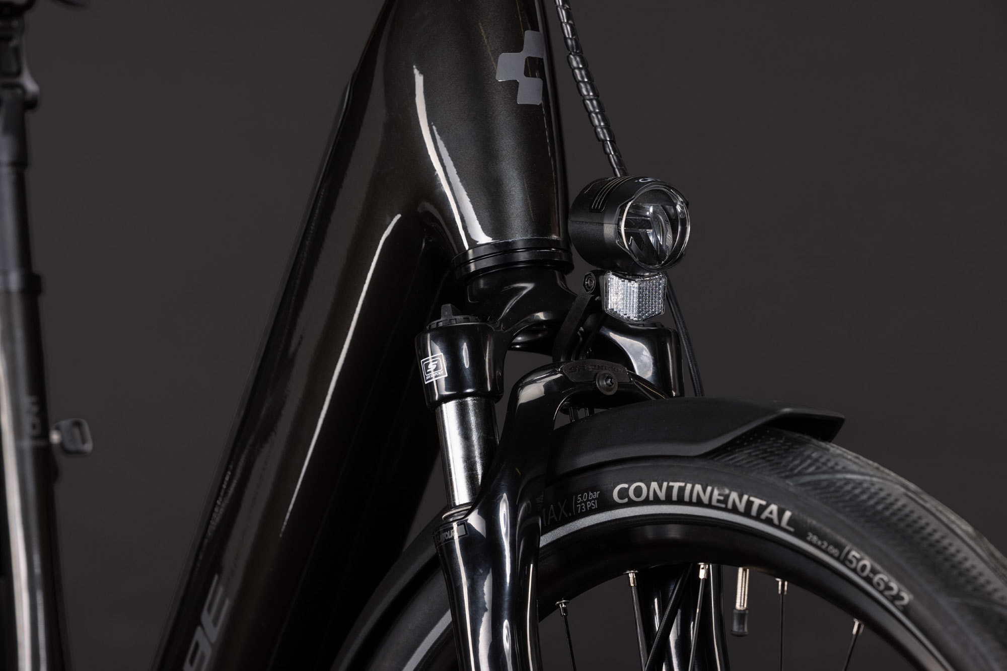 Cube Supreme Hybrid Comfort ONE 600 2027 46 cm | gunmetal´n´reflex