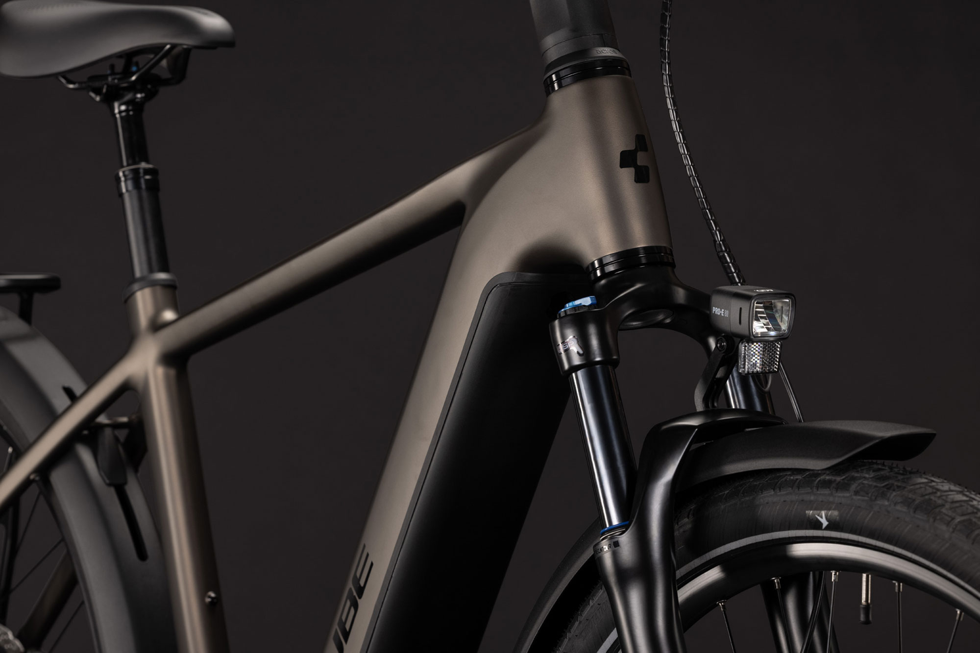 Cube Touring Hybrid Pro 800 2027 58 cm | metallicumbra´n´black
