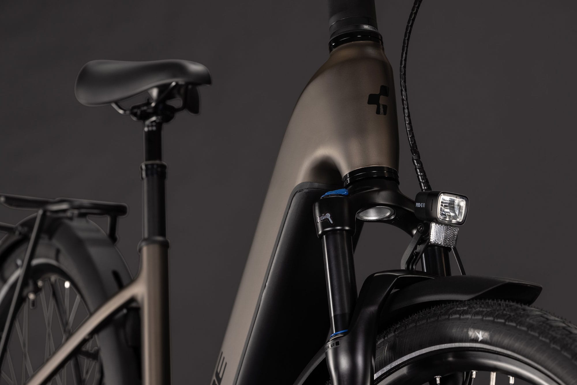 Cube Touring Hybrid Pro 800 Wave 2027 54 cm | metallicumbra´n´black