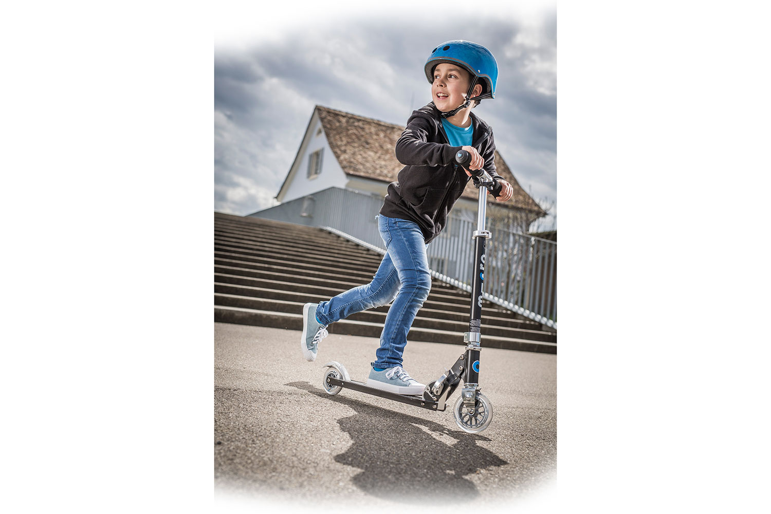 Micro Sprite Scooter schwarz streifen