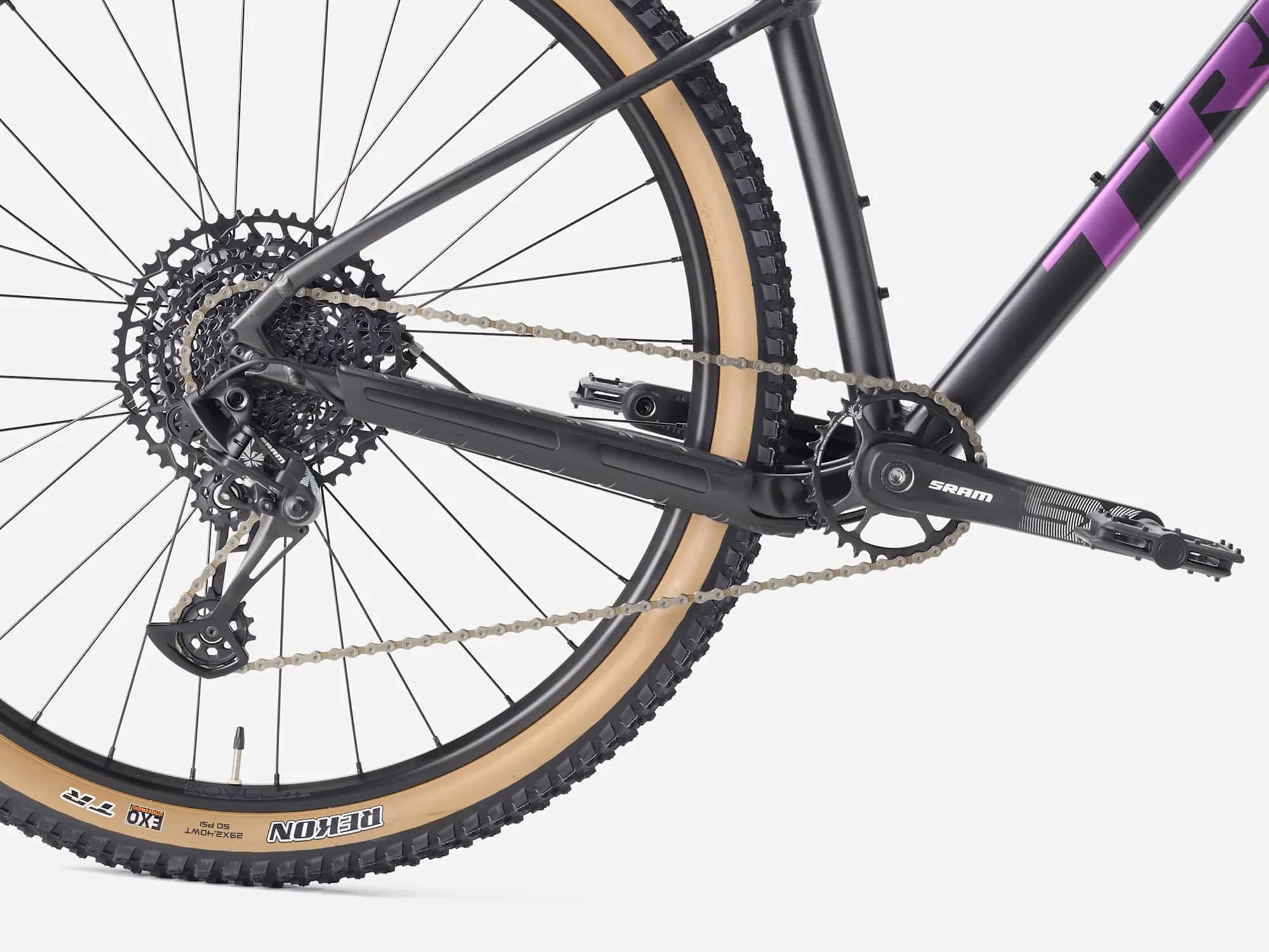 Trek Marlin 7 2026 M | matte dark web/clear gloss