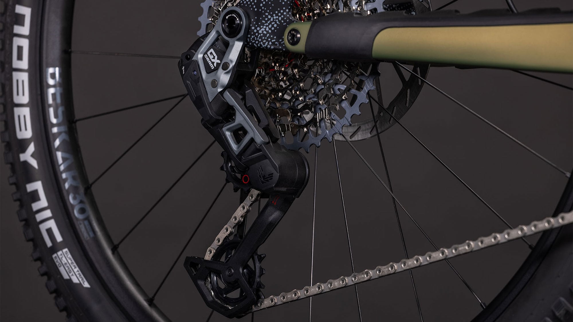 Cube AMS Hybrid ONE44 C:68X TM 400X 2027 L | reedgreen´n´matrix