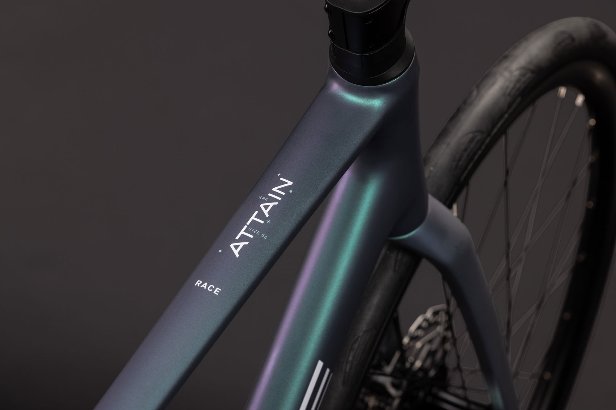 Cube Attain Race 2027 60 cm | smaragdgrey´n´white