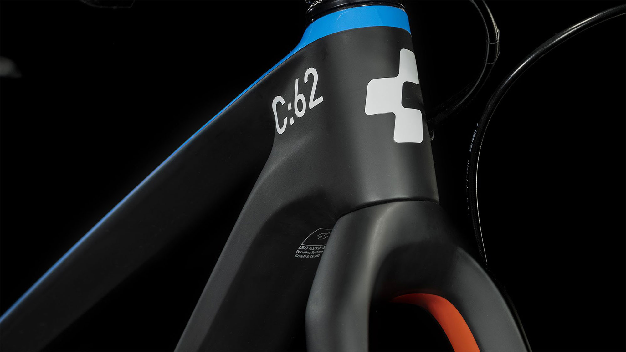 Cube Elite 240 C:62 PRO 2026 unisize | carbon´n´blue´n´red