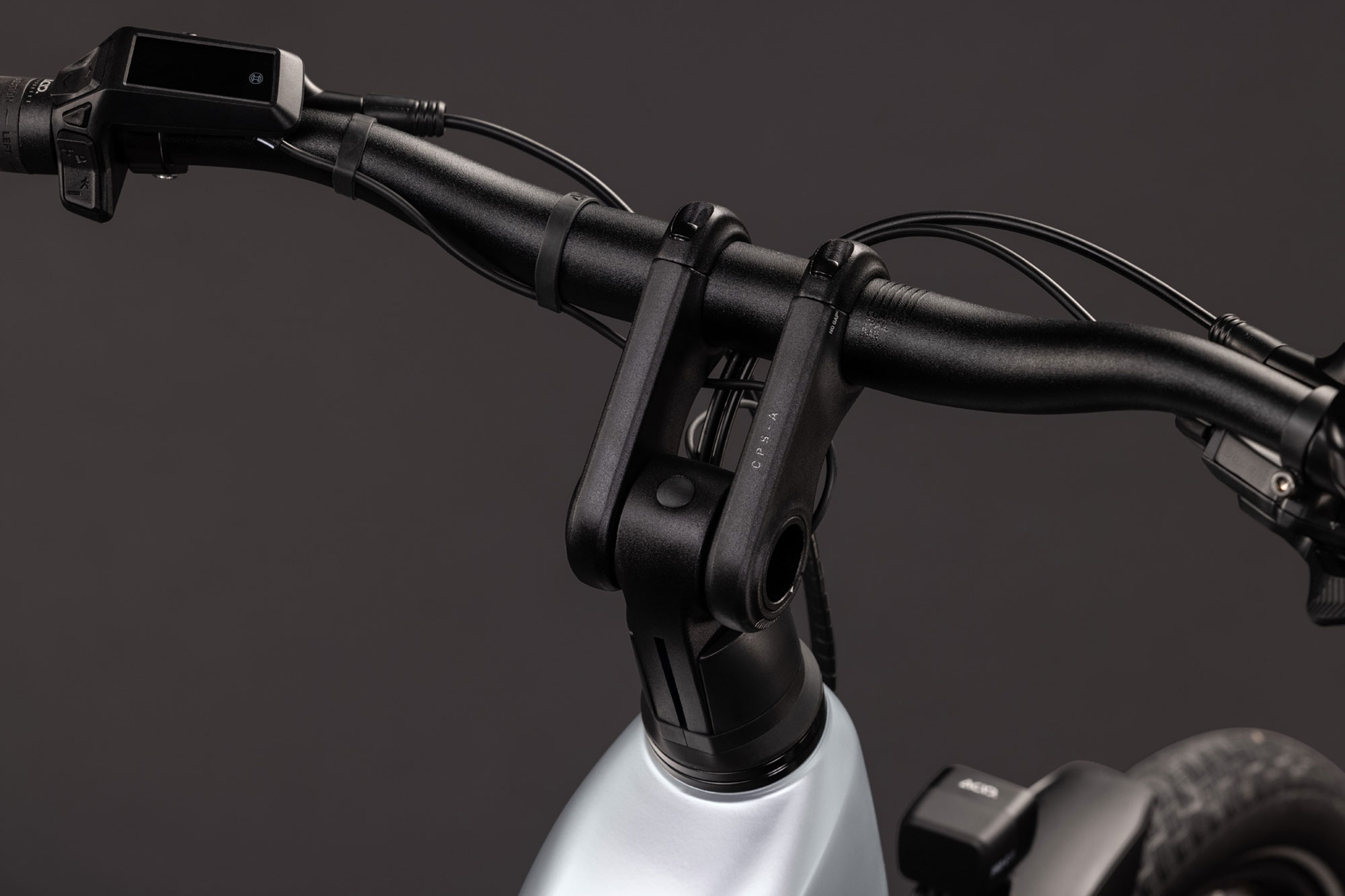 Cube Kathmandu Hybrid ONE 800 Wave 2027 50 cm | silverstar´n´reflex