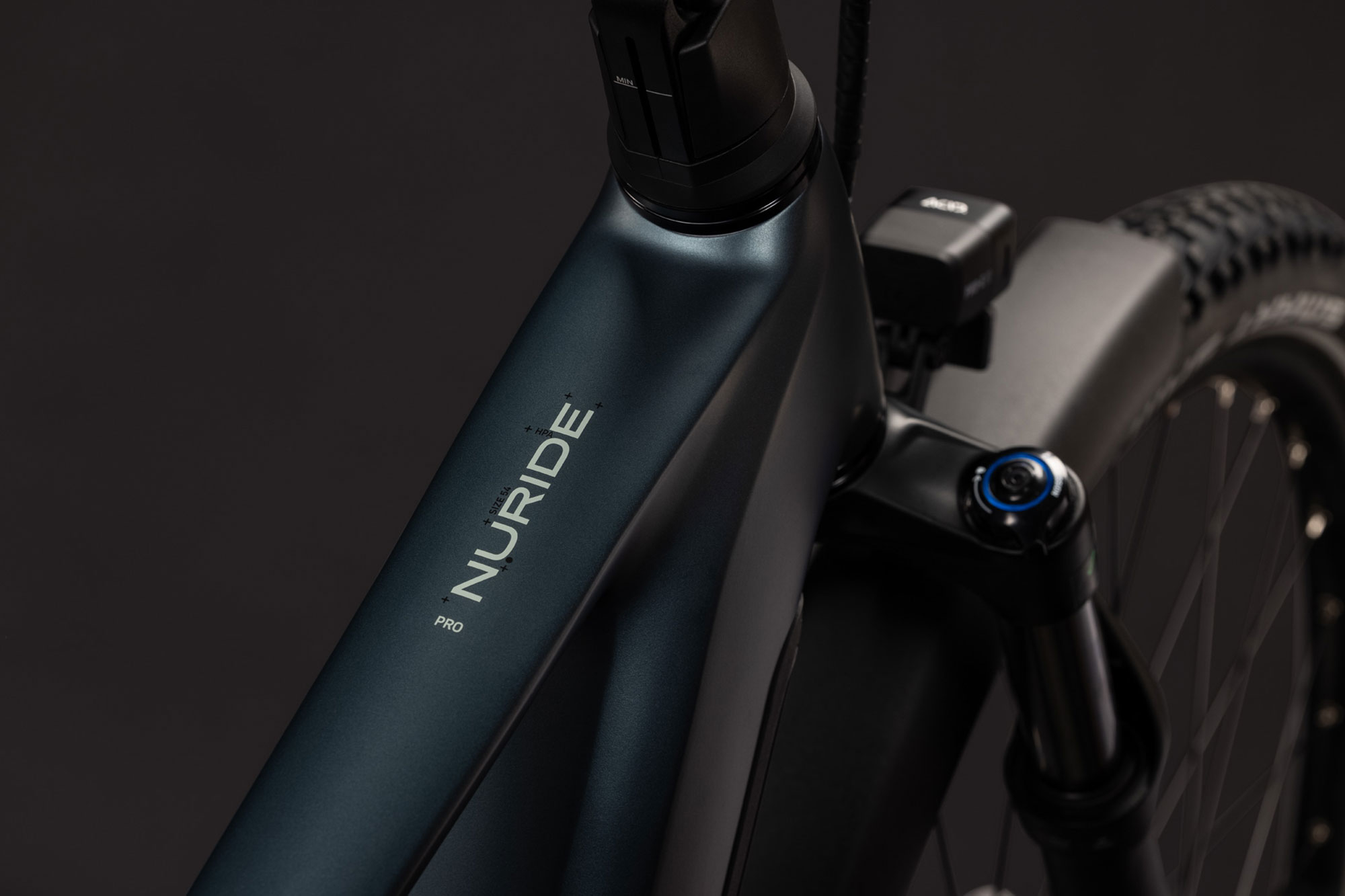 Cube Nuride Hybrid Pro 800 2027 54 cm | cappuccino´n´black