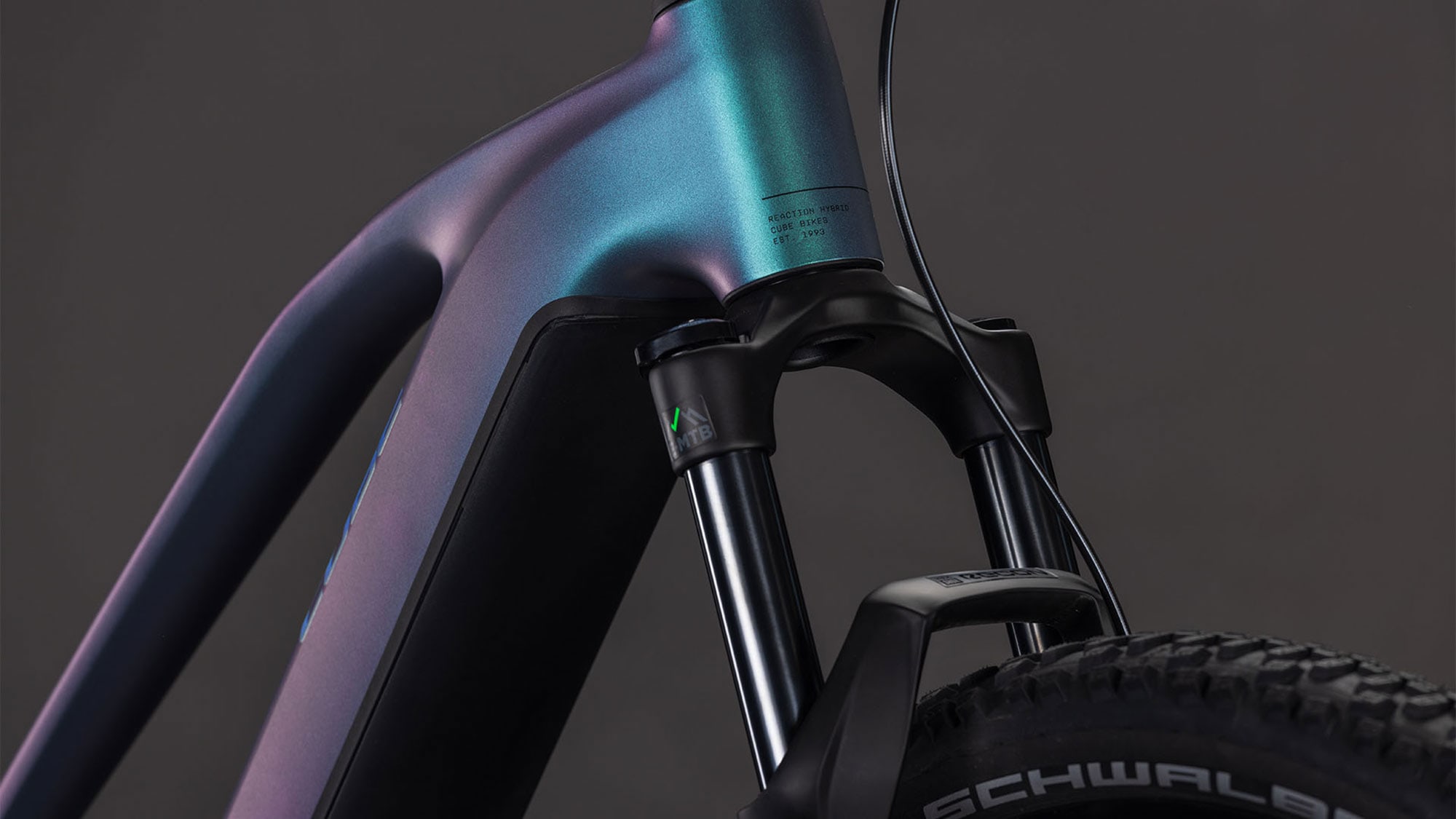 Cube Reaction Hybrid RACE 800 Trapez 2026 S | polarlight´n´prism