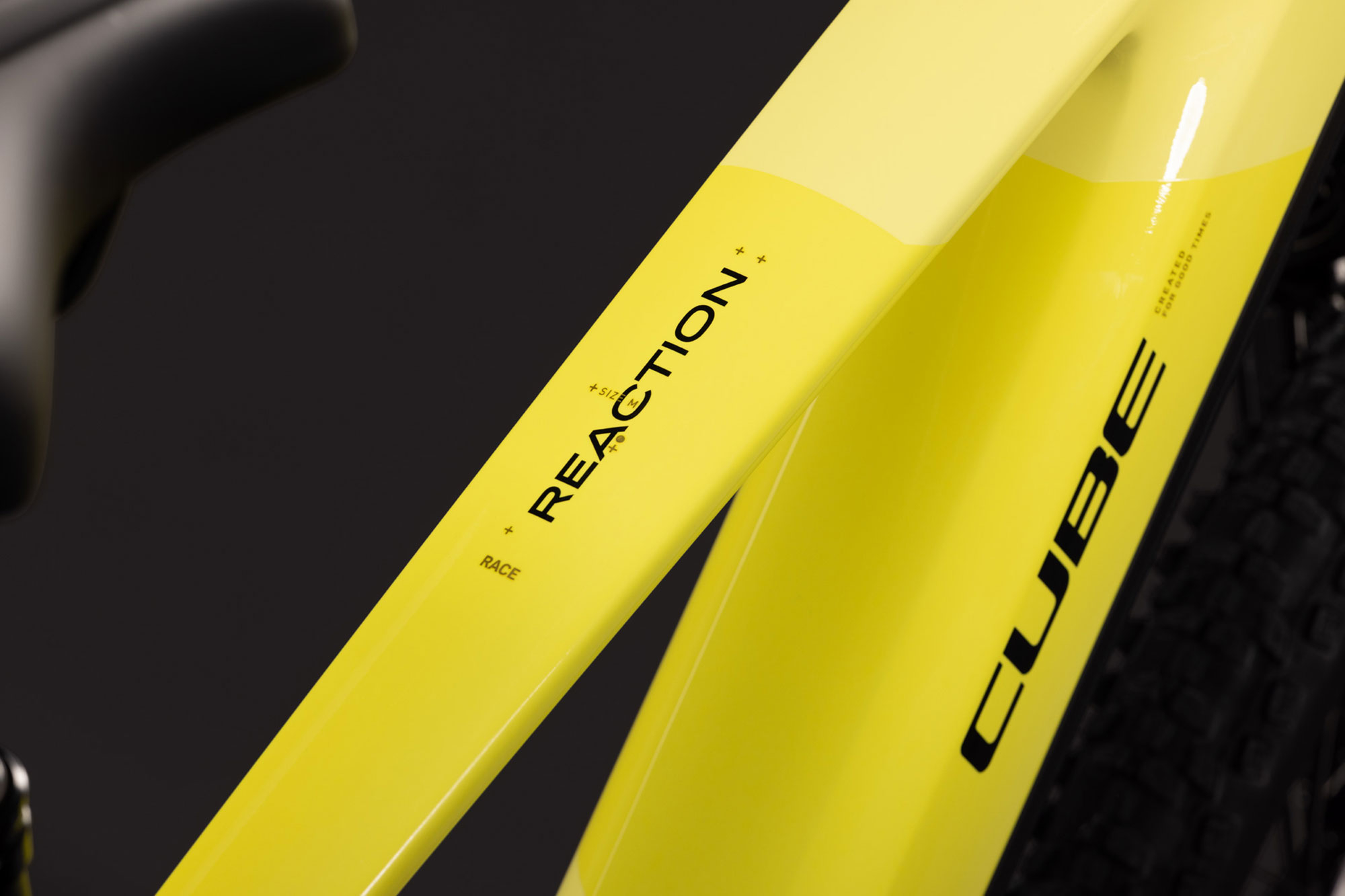 Cube Reaction Hybrid Race 800 2027 M | bananasplit´n´black