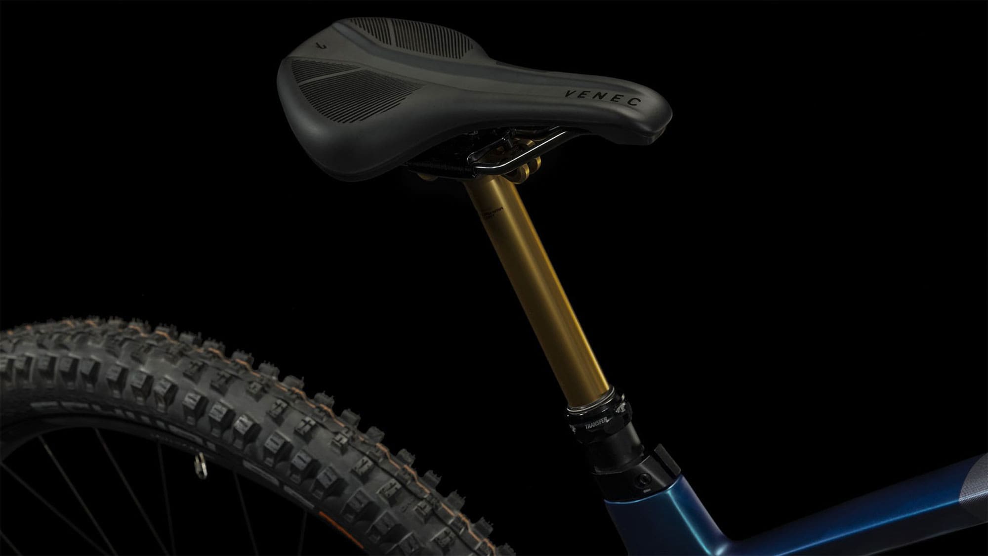 Cube Stereo Hybrid 140 HPC SLT 750 M | nebula´n´carbon