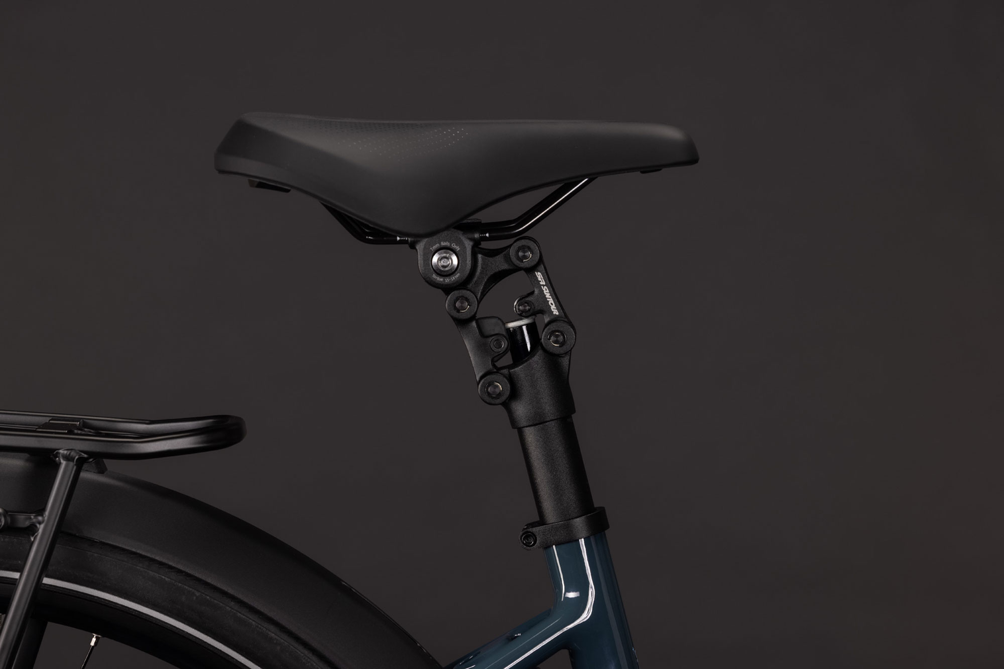 Cube Supreme Hybrid Comfort ONE 600 2027 46 cm | storm´n´reflex