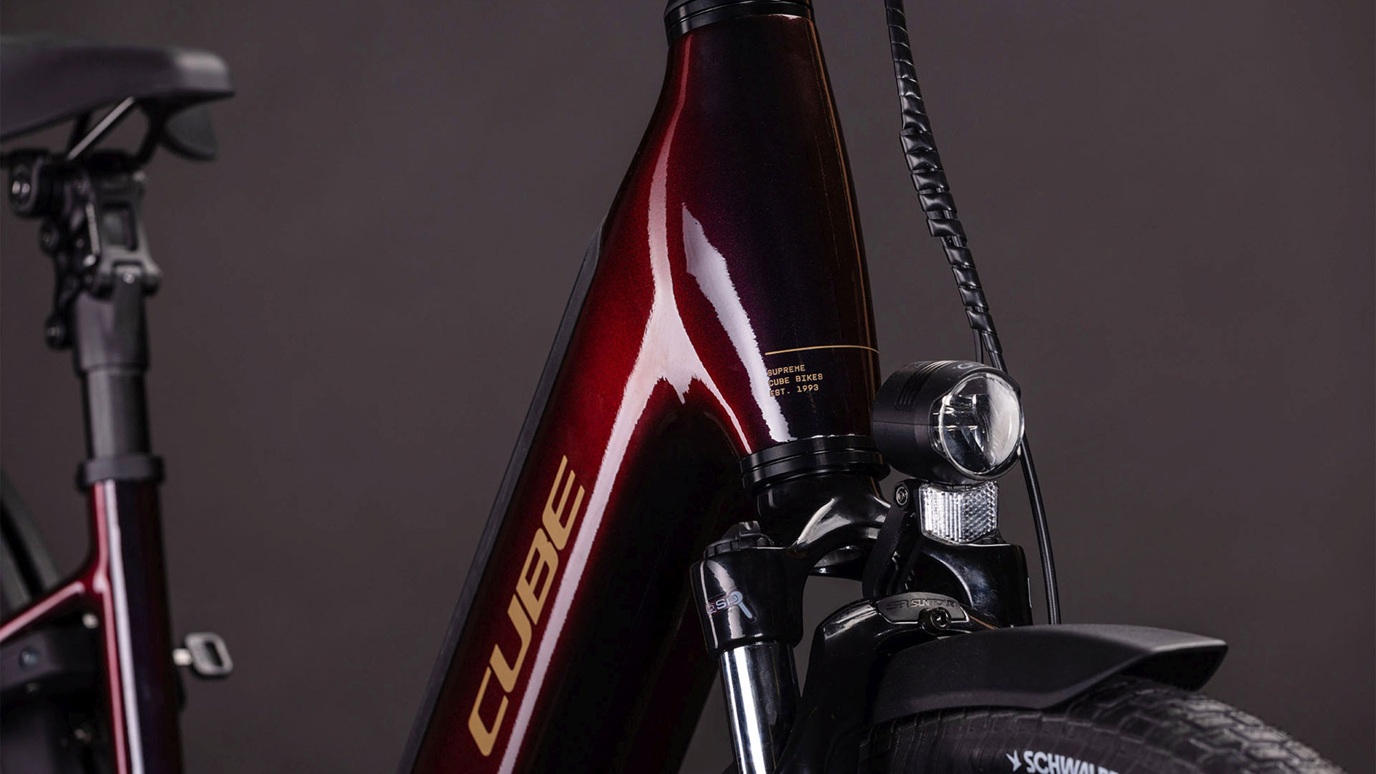 Cube Supreme Hybrid Comfort PRO 600 Wave 2026 42 cm | solareclipse´n´gold