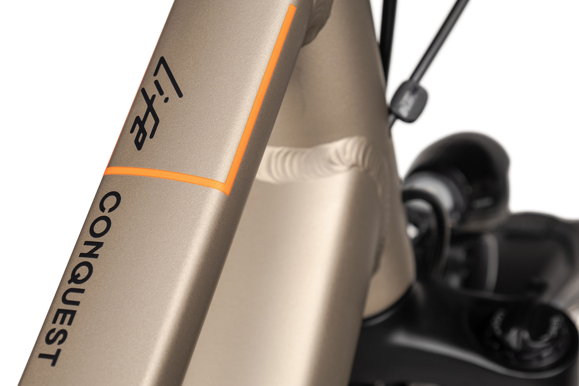 KTM Life Conquest Trapez 2027 46 cm | platin bronze matt/black orange