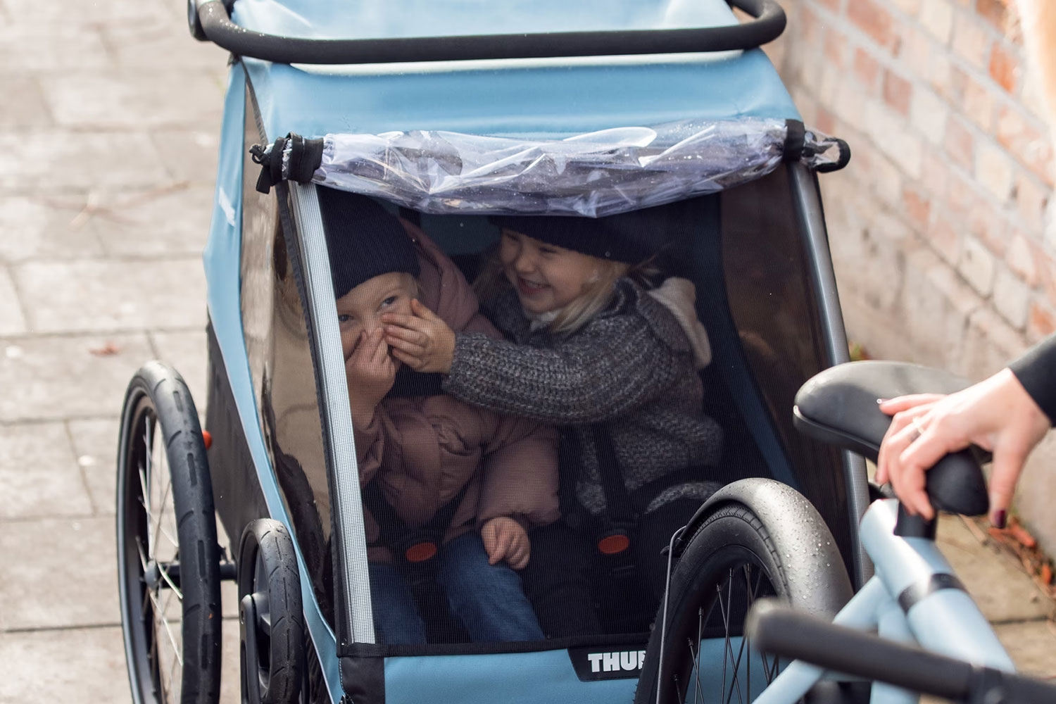 Thule Courier Multifunktionsanhänger  aegean blue | 2 Kinder