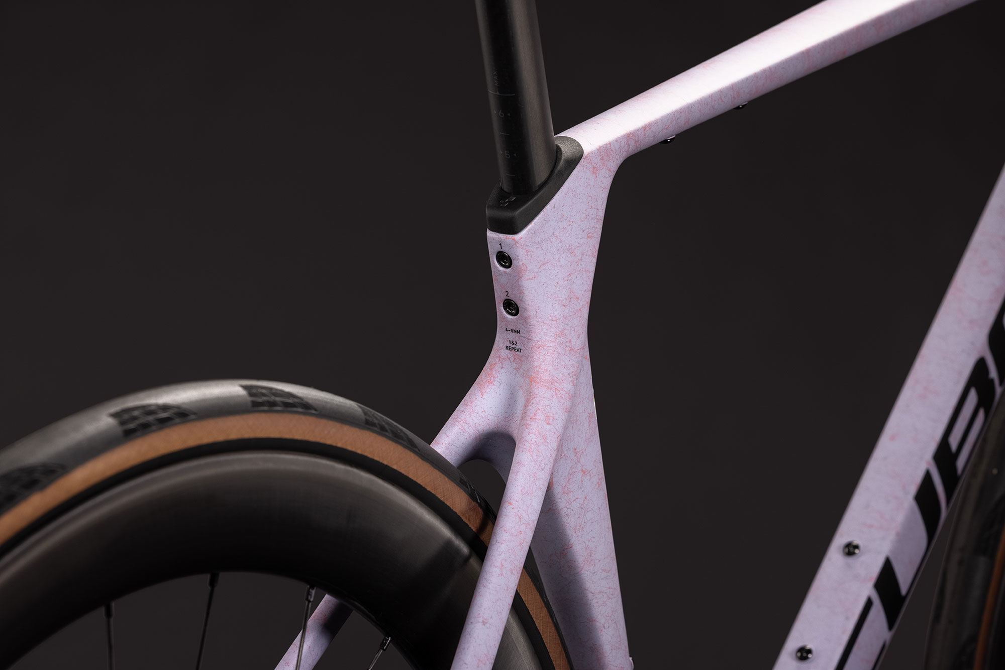 Cube Agree C:62 Race 2027 56 cm | lilacfibre´n´black