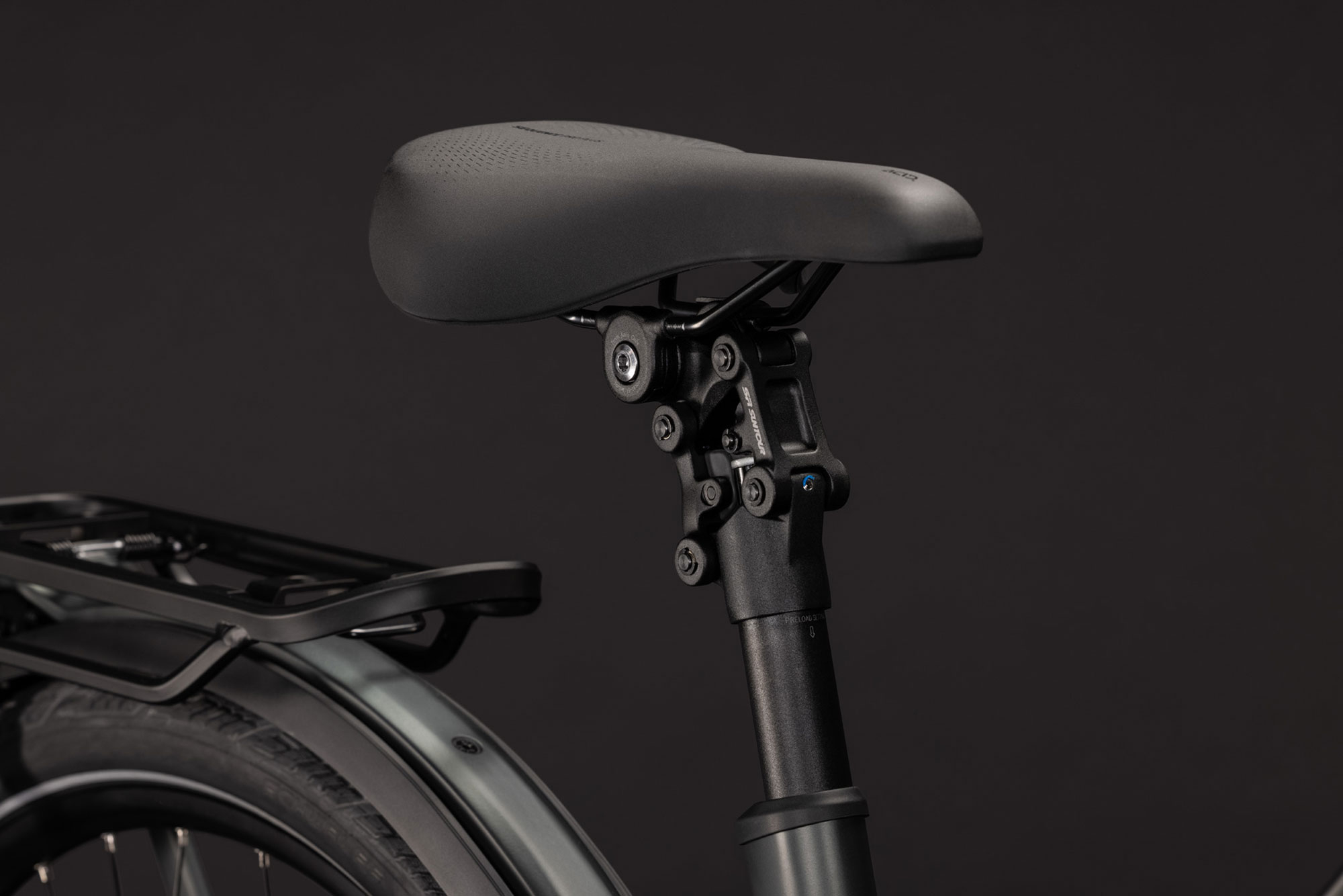 Cube Kathmandu Hybrid Deluxe Pro 800 Trapez 2027 46 cm | blackforest´n´chrome