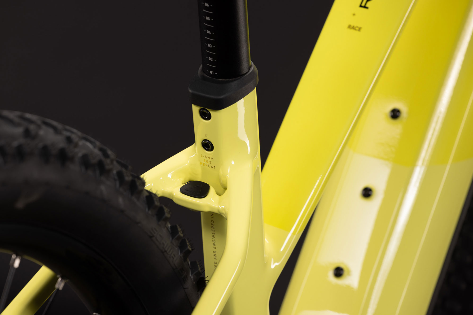 Cube Reaction Hybrid Race 800 Trapez 2027 