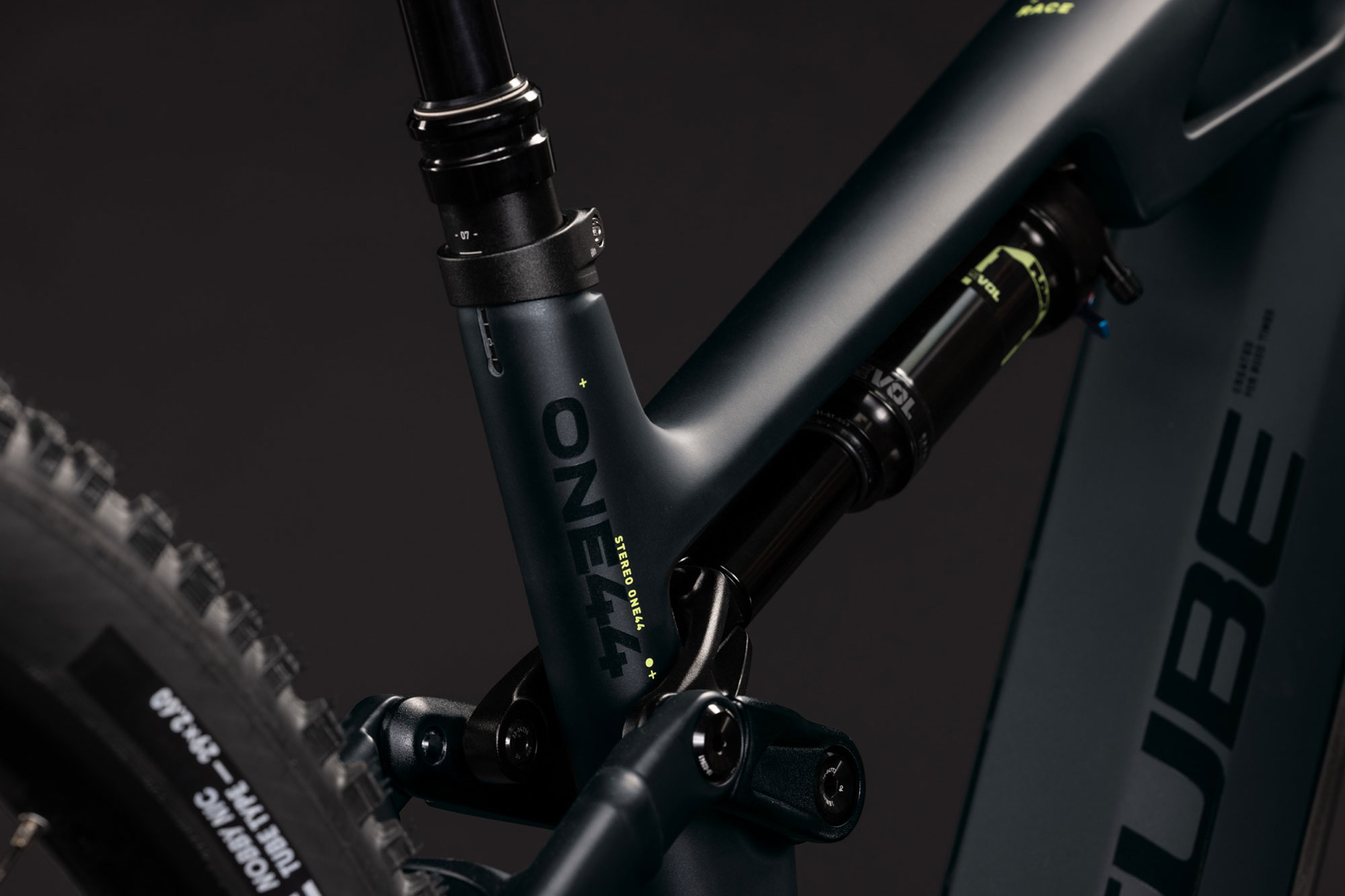 Cube Stereo Hybrid ONE44 HPC Race 800 2027 L | mellowyellow´n´lilac