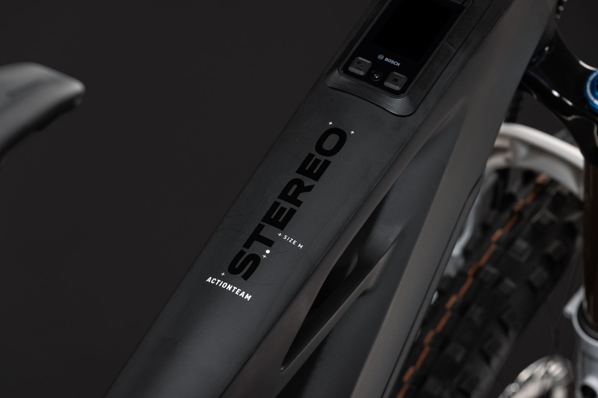 Cube Stereo Hybrid ONE77 HPC AT 800 2027 L | carbon´n´white