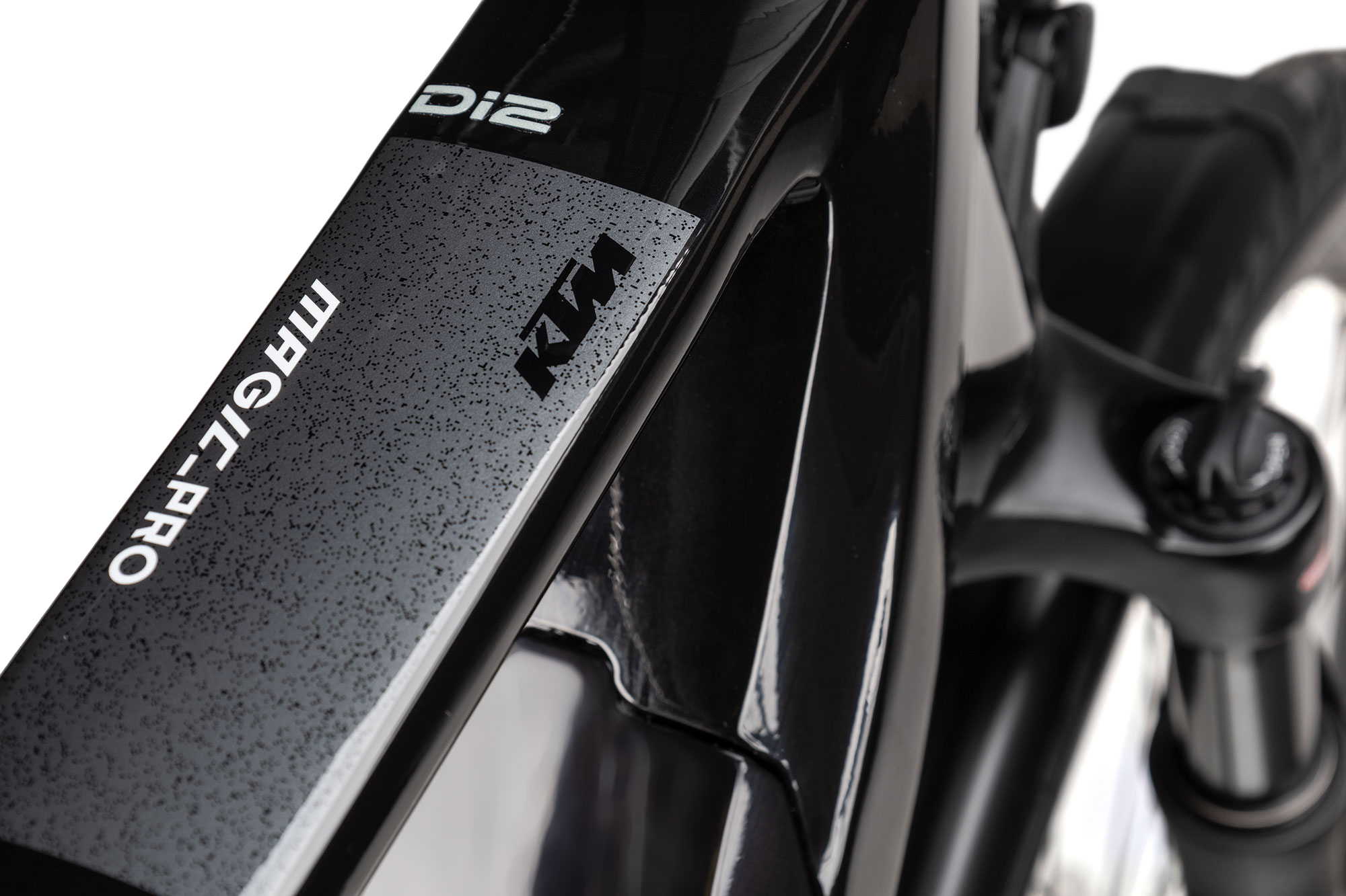 KTM MACINA MAGIC PRO DI2 2026 60 cm | flaming black/grey white