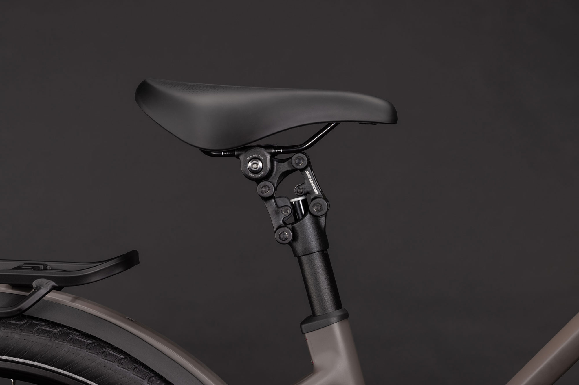 Cube Kathmandu Hybrid ONE 800 Trapez 2027 46 cm | cedar´n´chrome