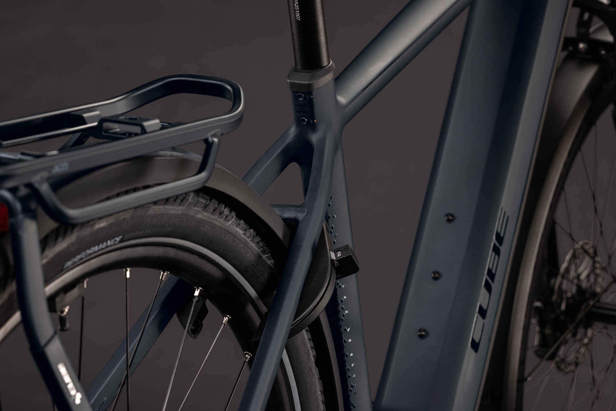 Cube Kathmandu Hybrid Pro 800 2027 