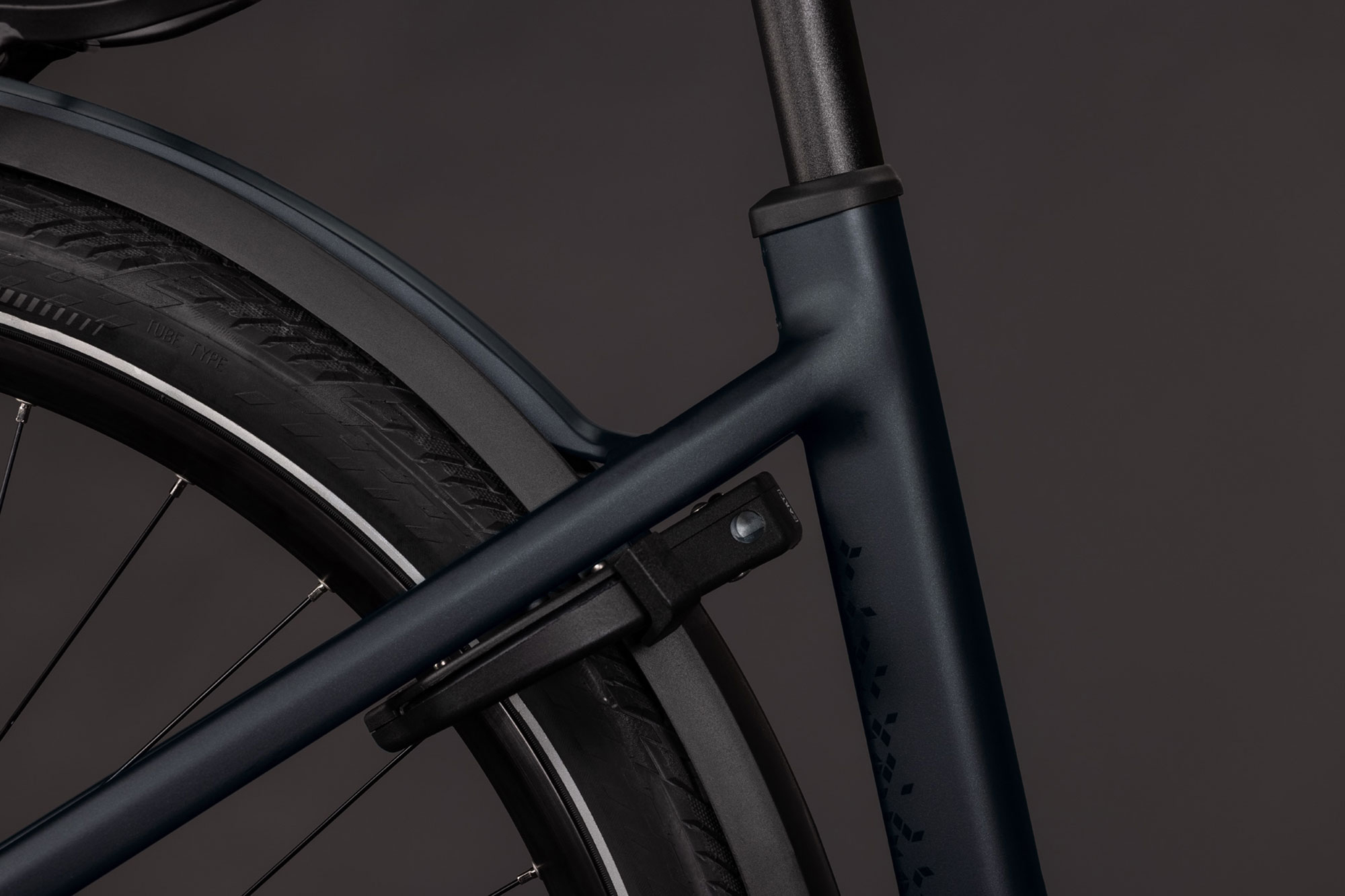 Cube Kathmandu Hybrid Pro 800 Wave 2027 