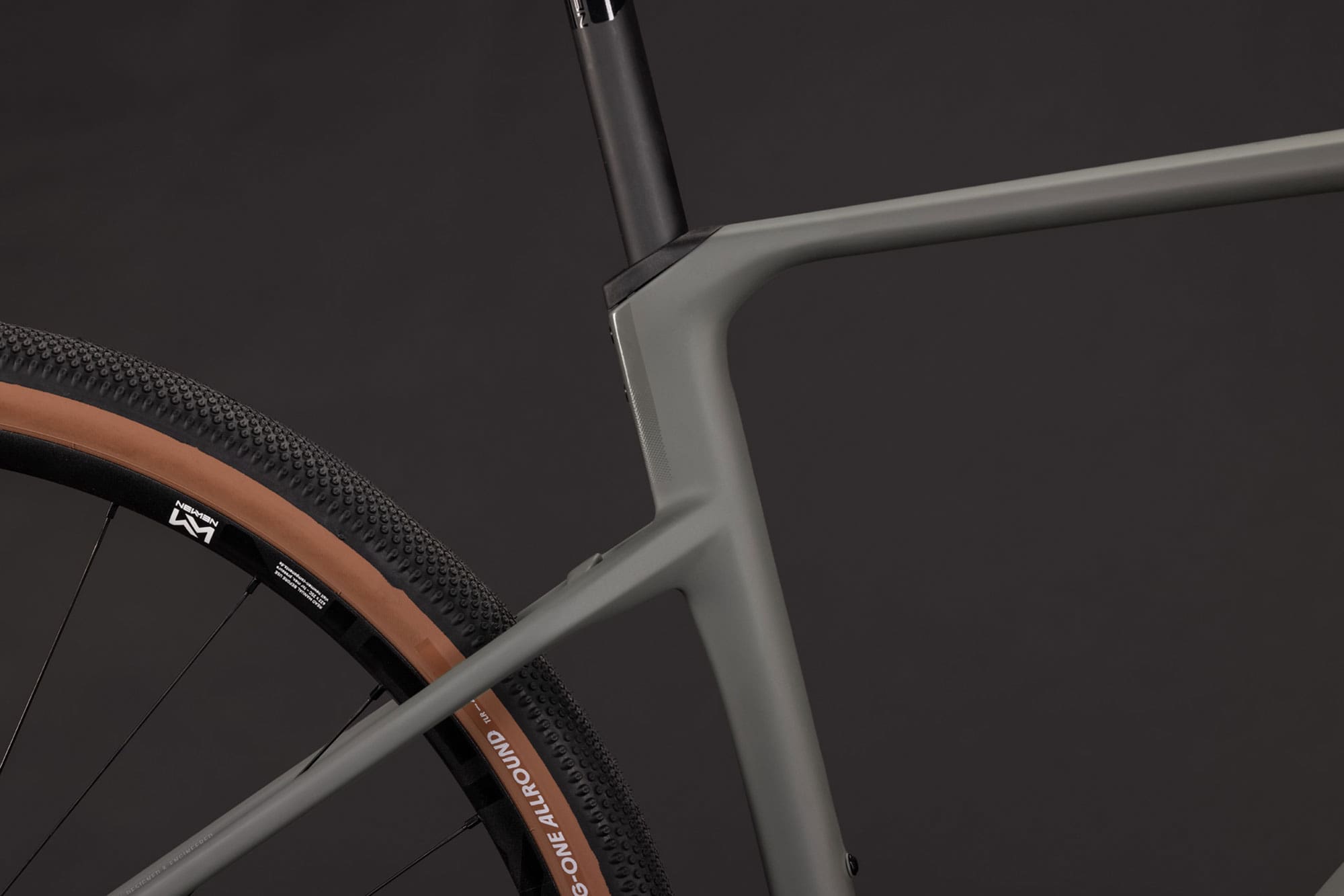 Cube Nuroad Hybrid C:62 Race 400X 2027 L | oldgrey´n´grey