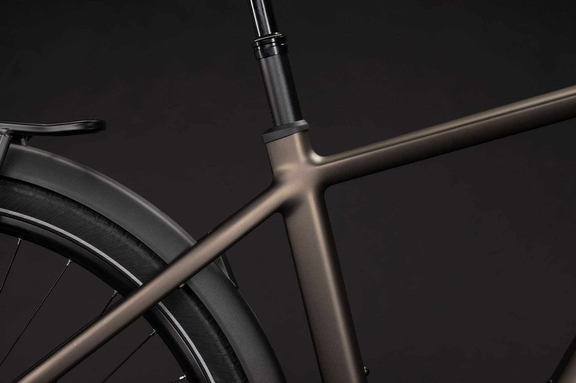 Cube Touring Hybrid Pro 800 2027 58 cm | metallicumbra´n´black