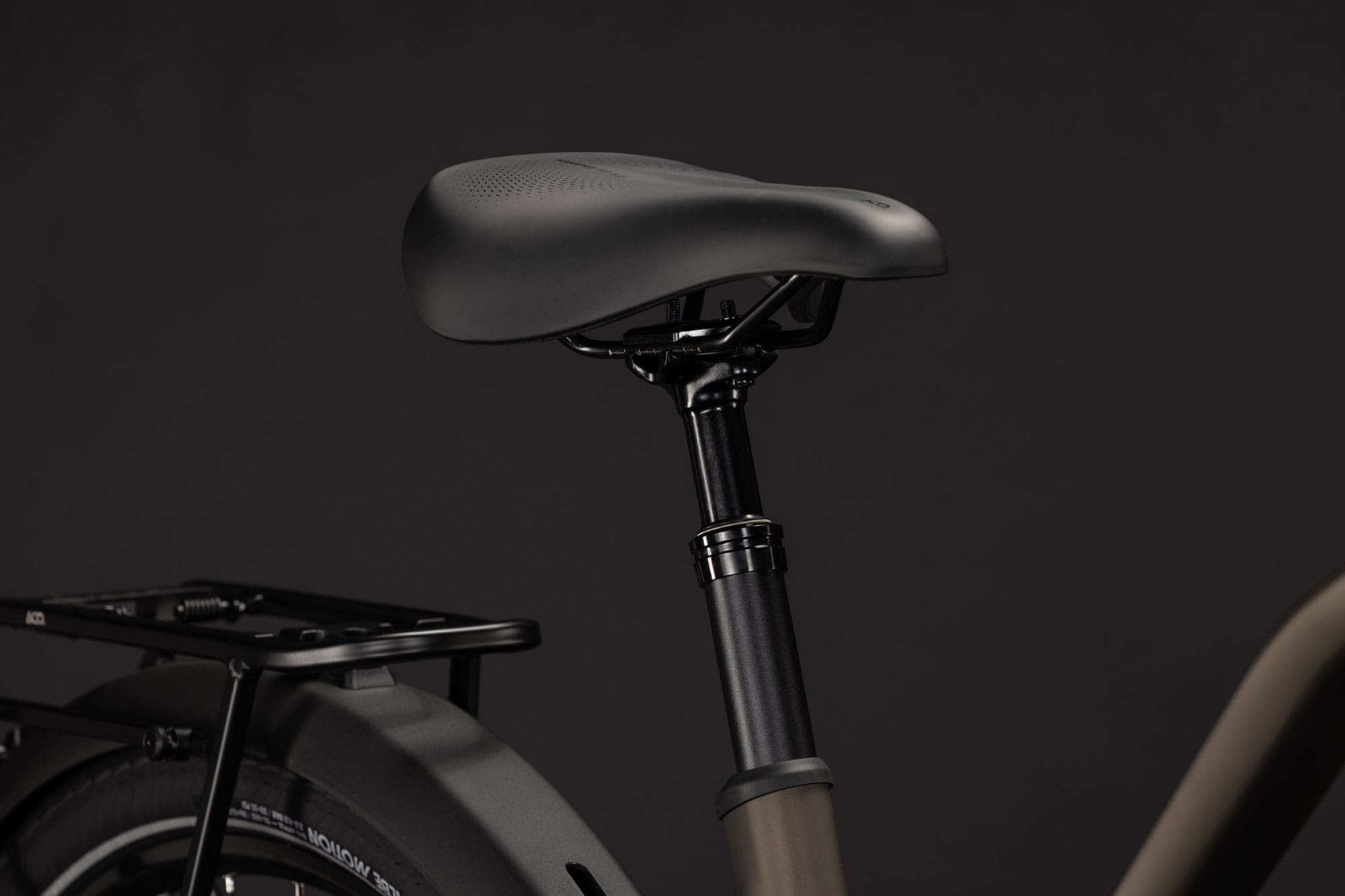 Cube Touring Hybrid Pro 800 Trapez 2027 46 cm | metallicumbra´n´black