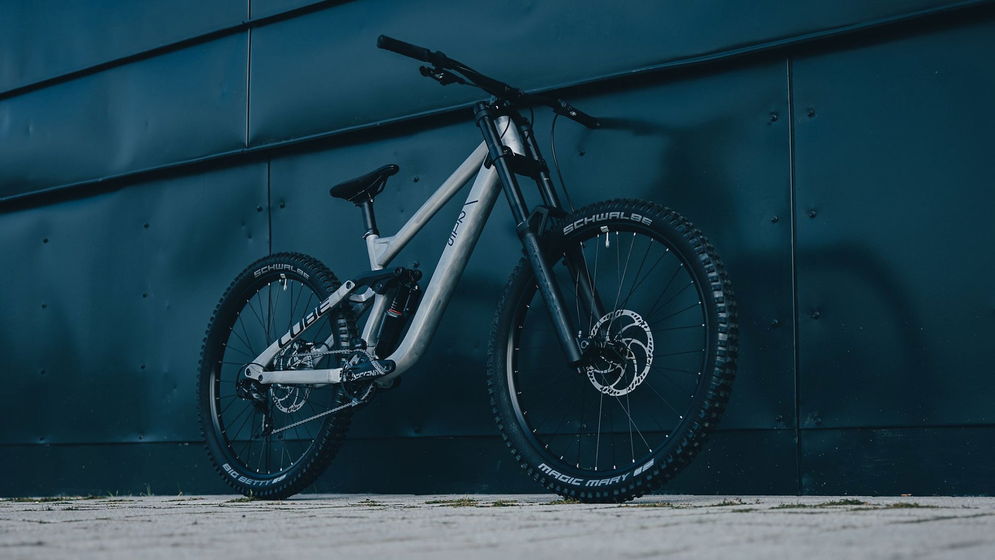 Cube TWO15 PRO 2026 XL | rawmetal´n´black